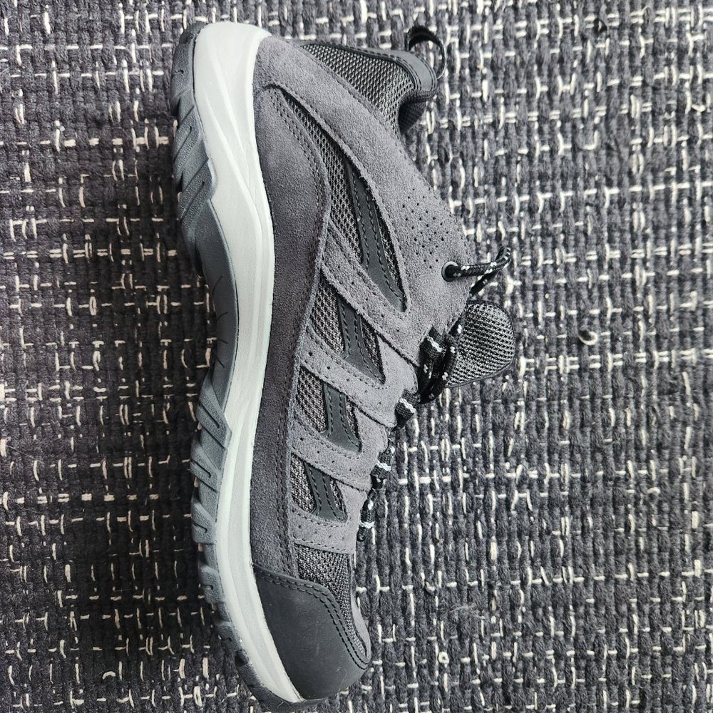Columbia Men's Crestwood Hiking Shoe - Picture 7 of 8